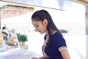 爱丝的接福战略：新春特辑也可以这么俏皮？