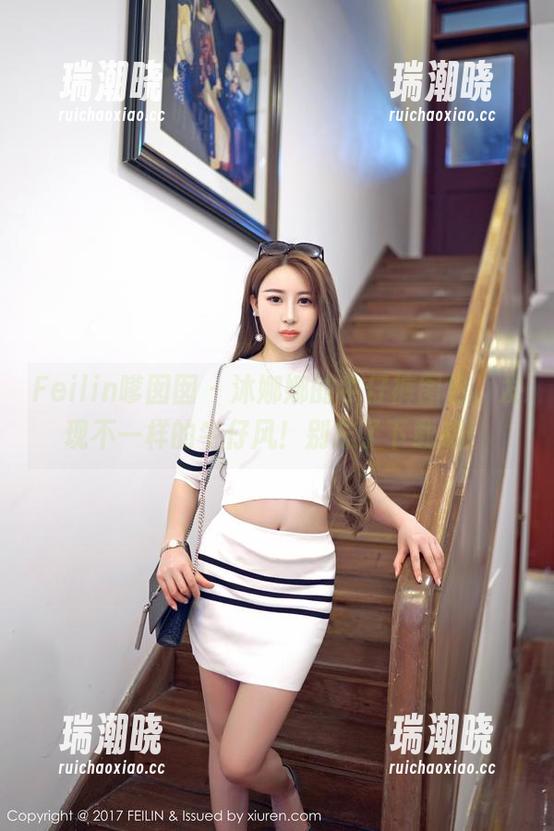 Feilin嗲囡囡 - 沐娜娜的牛仔裤图包，发现不一样的牛仔风！别忘了下载哦！