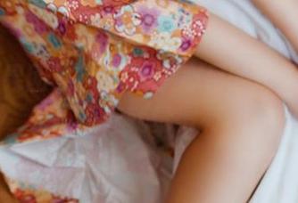 GIRLT果团网 - 精选梦心月的灰丝写真，光是想着就觉得有趣。