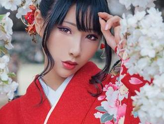 在HaneAme雨波福利图集中，谁的美足更能撩动心弦？