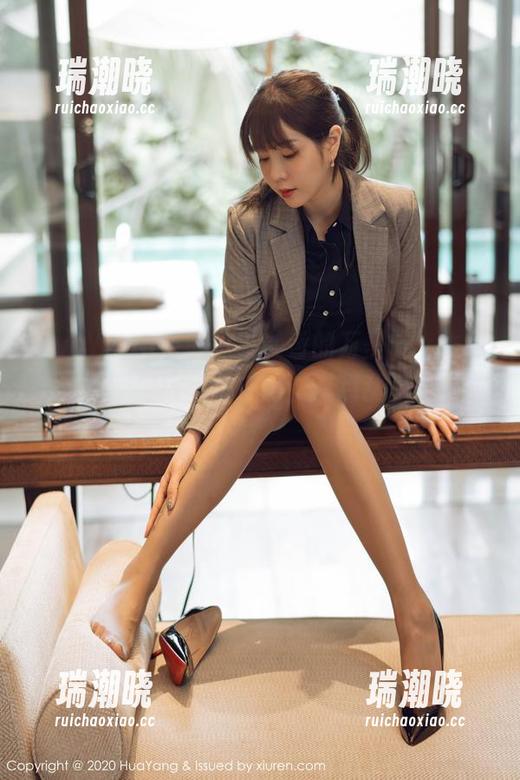 HuaYang花漾-艾静香 HuaYang花漾 - 艾静香的万圣节,作品集像是资源的鬼魂在侧,有点乱但好有趣!