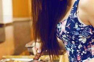 IMiss爱蜜社 - 莉莉Lily的天台写真，捕捉那一瞬，哎呀，等一下，风太大了！