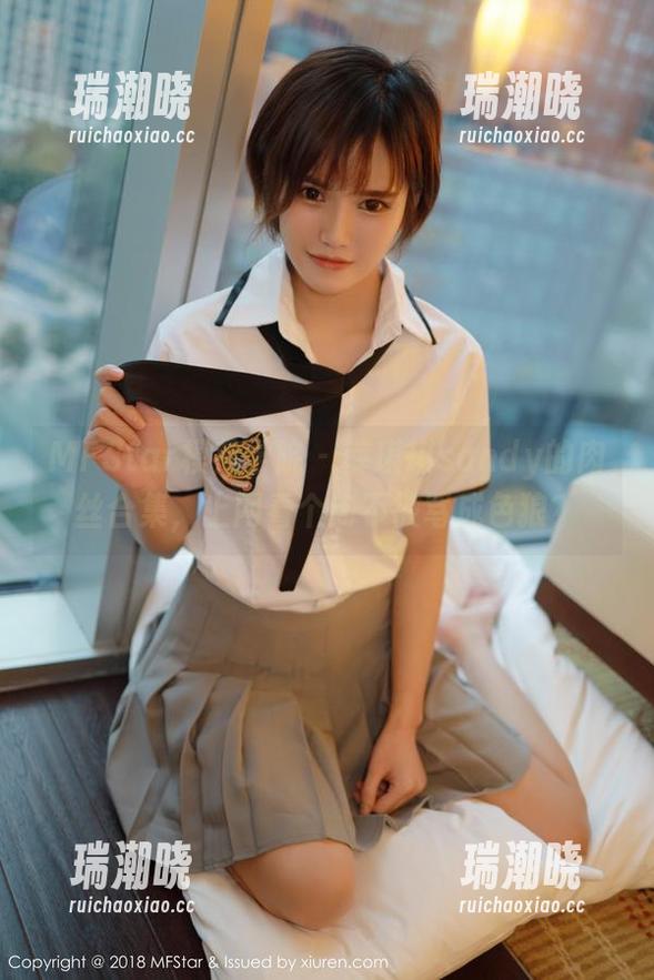 MFStar模范学院 - 薛琪琪sandy的肉丝合集，上网看个肉不被骂成色狼？