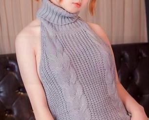 棕色女仆装的全套写真，喵糖映画可真会！我已经想象到各种情景了。