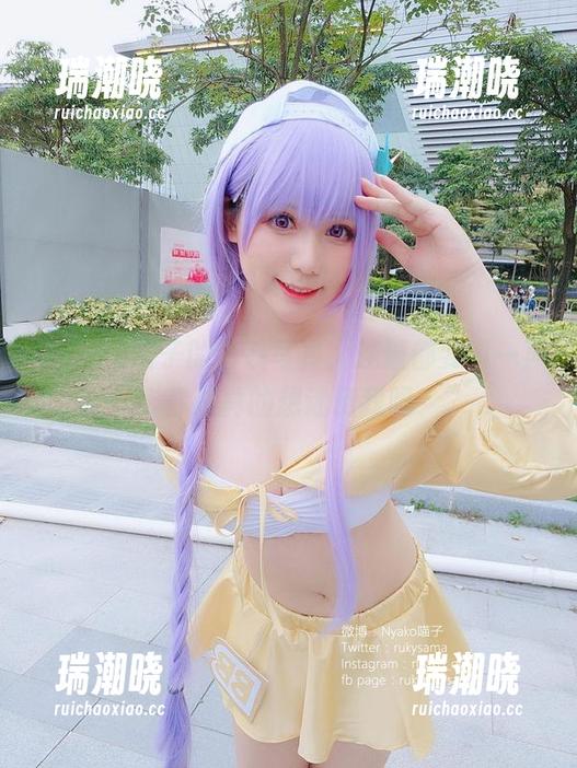 Nyako喵子 Nyako喵子的套装写真,连猫都要叫一声:“你是真的想迷倒我吗?”