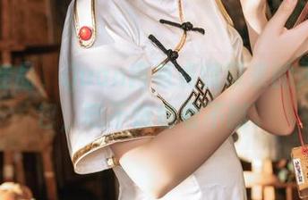 美图佳品，Quan冉有点饿带来的天台图包，吃不饱也看不腻。
