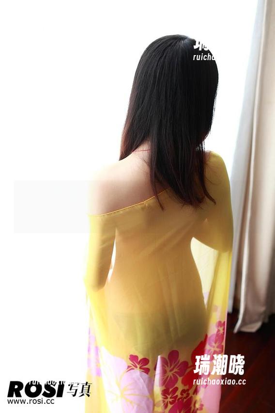 ROSI写真 - 小莉和蕾丝的高清对话，每一次都是不经意的邂逅