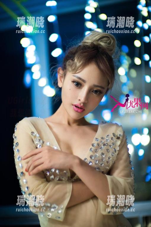 UGirls尤果网-孟狐狸 UGirls尤果网 - 孟狐狸的这组清纯图集,我想说,分享一下能不能给我点别的惊喜?