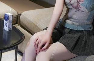 Xiuren秀人网 - FoxYini孟狐狸的棉袜图片合集，超乎你想象的舒适！