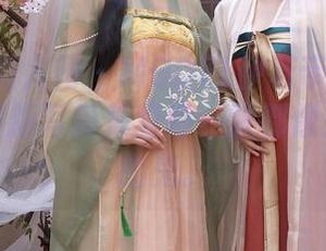 Xiuren秀人网 - MODEL伊若带你直击万圣节！最新写真集里每一张都像是找借口的鬼。