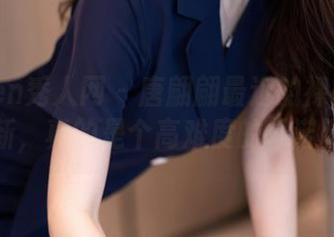 Xiuren秀人网 - 唐翩翩最近的裸足写真更新，真的是个高难度的承诺吧？
