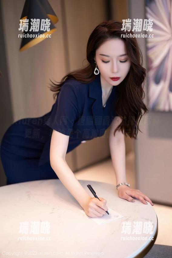 Xiuren秀人网-唐翩翩 Xiuren秀人网 - 唐翩翩最近的裸足写真更新,真的是个高难度的承诺吧?