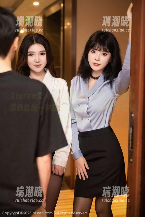 Xiuren秀人网 - 原图中王伊纯，每套制服都给我一种意外的惊喜，真是个小迷妹的节奏！