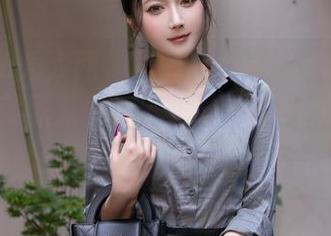 Xiuren秀人网 - 每次看到草莓zz的睡衣，心里就默默表示，这才是值得炫耀的“宅家神器”。
