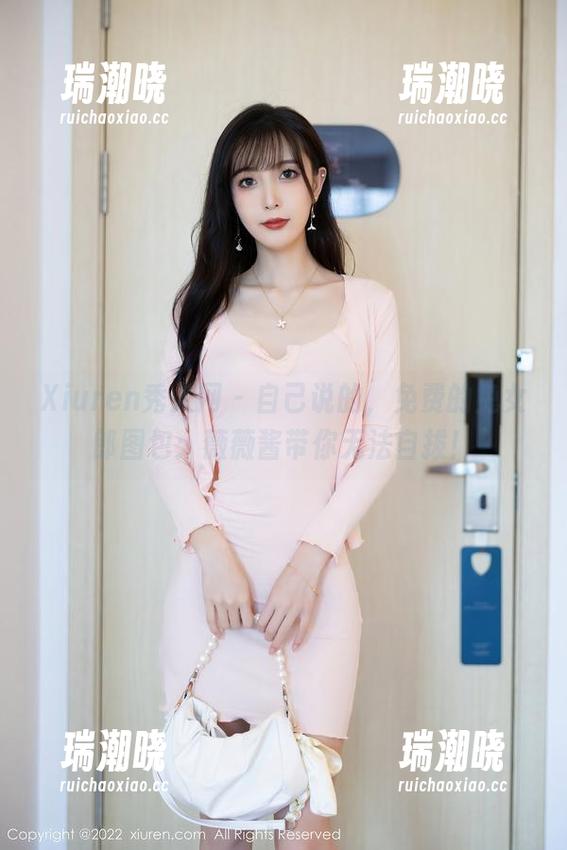 Xiuren秀人网 - 自己说的，免费的兔女郎图包：薇薇酱带你无法自拔！