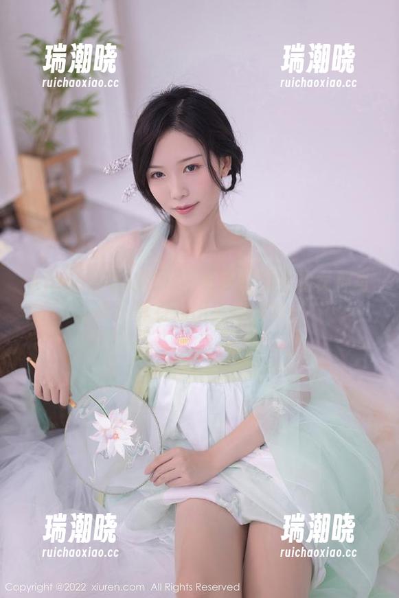 Xiuren秀人网 - 来瞧瞧蛋蛋宝的女神写真：真有点出乎意料哦！