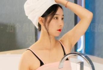 丽柜 - 拍个私照轻轻松松，刘璐璐的夏日又变成了大作！