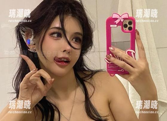 于芷晴 微密圈 - 图包分享时刻:于芷晴与绷带,归属与解放的迷思