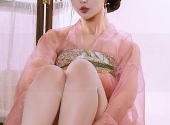 没有圣光的日系百合，果然云溪溪奶桃的风格独特，就是好看。