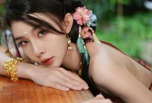 抢镜头的美图，尽在余多多Dudu与妲己古风的融合中
