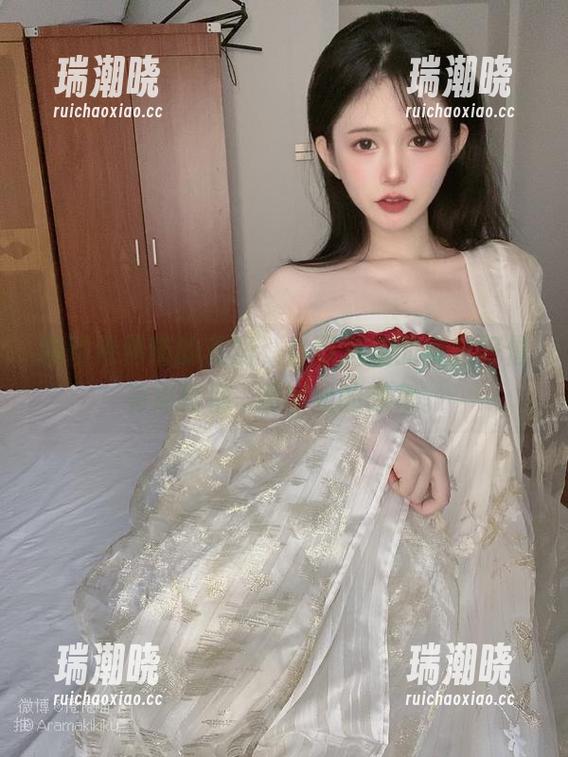 聊聊倦倦喵的私房，甘雨魅魔的设定好像有点特别...超出我的想象。