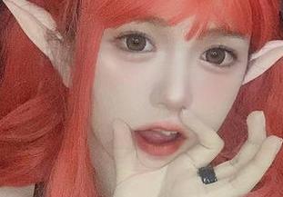倦倦喵与女同事们的全集写真，交错着小情愫。