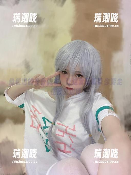 倦倦喵的鱼骨胸衣：让这套写真带你游走在欲望边缘