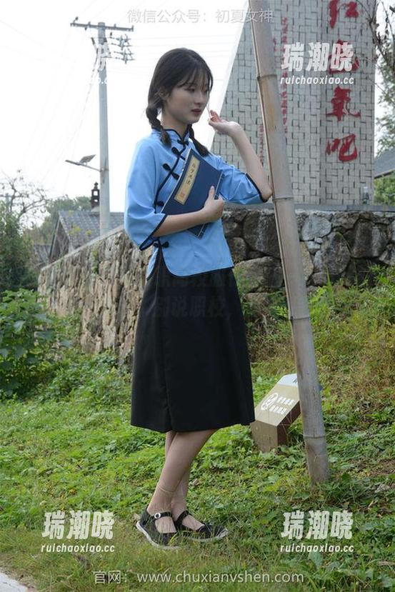 初夏女神 - 柒柒职高校服作品——此时此刻，我只想说，别说职校，超级可爱的！