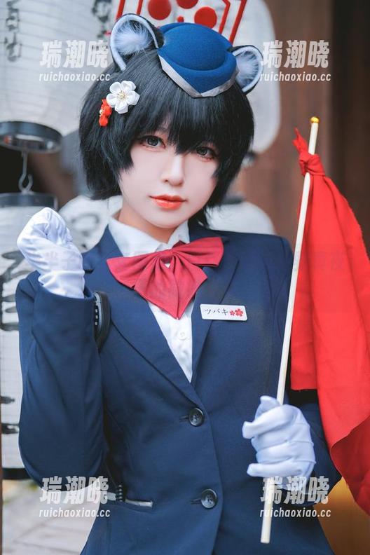 半半子的全套图集：白百合姬与冲野真夜子的微妙碰撞
