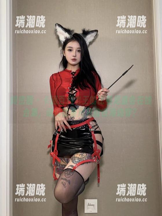 卡通百科老王 微密圈 - 卡通百科老王的比基尼盛会在线合集,谁说比基尼只能在海边穿?