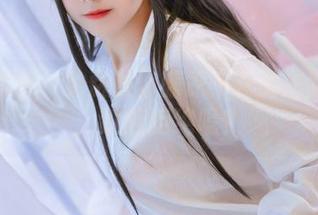喵糖映画：免费送你藤原千花的美腿图包，谁能拒绝呢？
