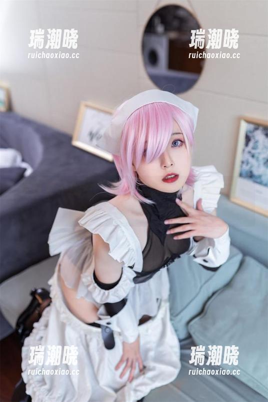 看夏夏子的女王写真，我突然觉得自己适合当个骑士——合集