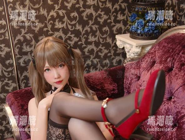 怎么妖少you1的校服套图让我想起了班里的那个“学霸”？下载肯定要收藏，没问题！