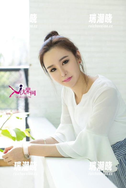 尤果网 - 这个最新的死库水合集，欣杨Kitty又来搞事情了