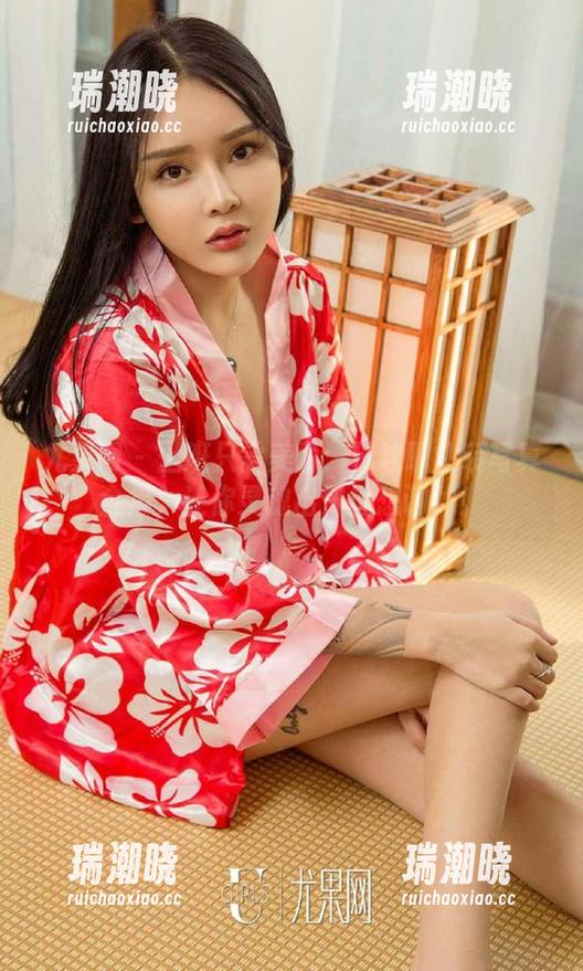 尤果网 - 上班只需美丽：球球职业装写真全集，让你灵魂出窍地想调休！