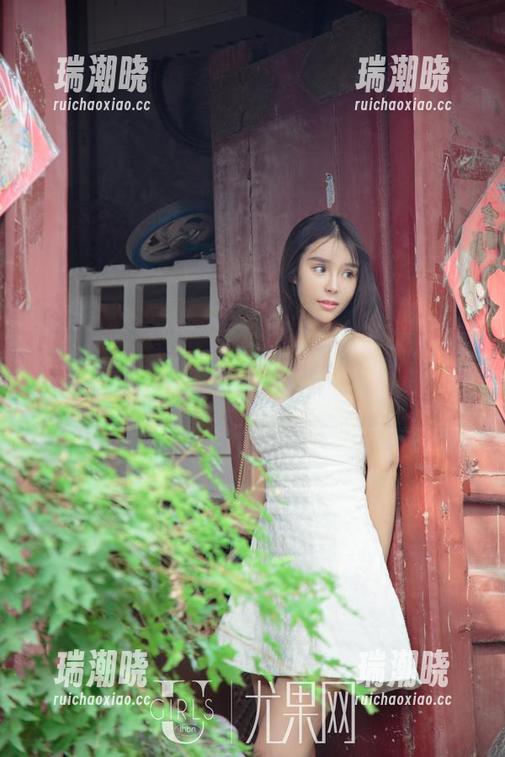 尤果网 - 牛仔裤中的若涵，福利虽不多，作品可别错过！