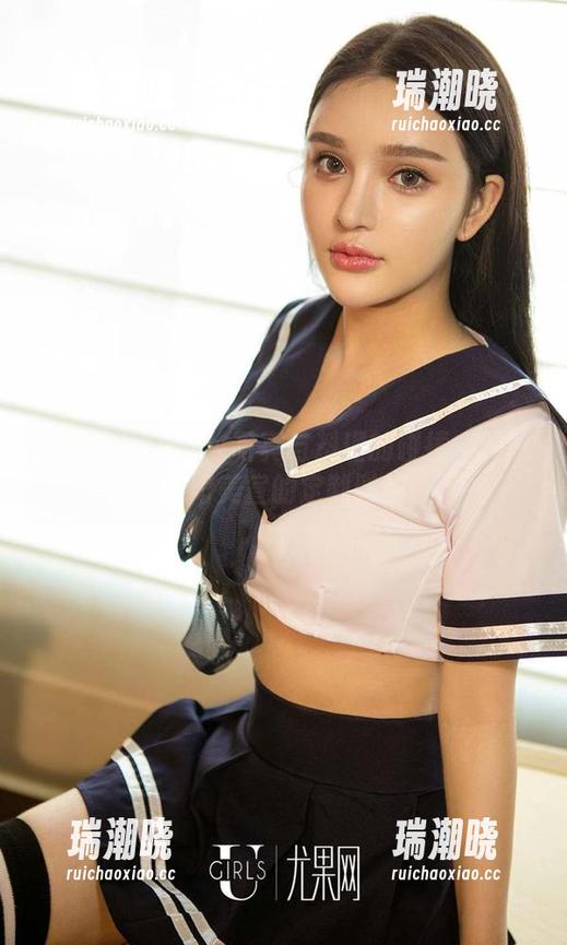 尤果网爱尤物-欧阳美宣 尤果网爱尤物 - 写真与料理的碰撞:厨娘欧阳美宣的定制时刻