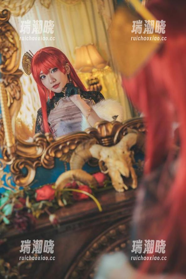 休宁时光的极致，希希_啾的女上司cos，一定要更新一下我的收藏！
