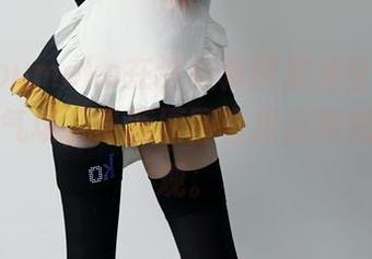 幼爱youmeko在这组棉袜里完全找到了自己的气场，最新原图直接反转我的审美观。