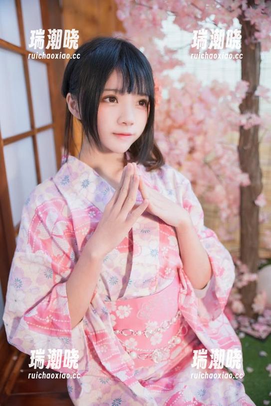 桜桃喵 无圣光的桜桃喵,姐姐的作品连接了奇怪的脑洞