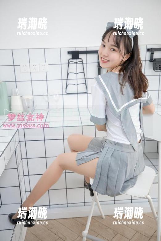 梦丝女神 - 雪馨的课后时光，写真下载？不如直接来瞧瞧吧！