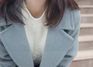 梦丝女神 - 定制校服成就香萱，如此图片，这谁顶得住啊？