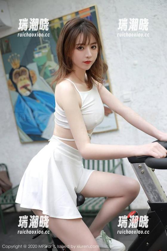 模范学院 - 顾乔楠的牛仔裤：最新写真集，居然不是牛仔布广告！