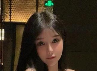 微密圈 - 一组沈汝凡超哇塞的制服美图合集，真心为这场搭配打call！