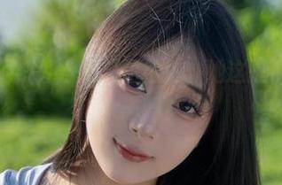 浅安安的户外合集，拍拍拍，她这是要出哪家杂志吗？