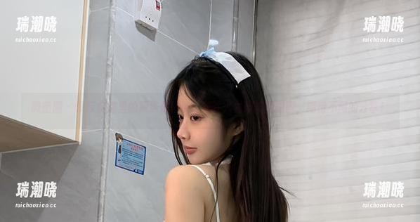 微密圈 - 深夜食堂里的黑连体吊带：关注火龙果羊的原图，期待不同的分享！