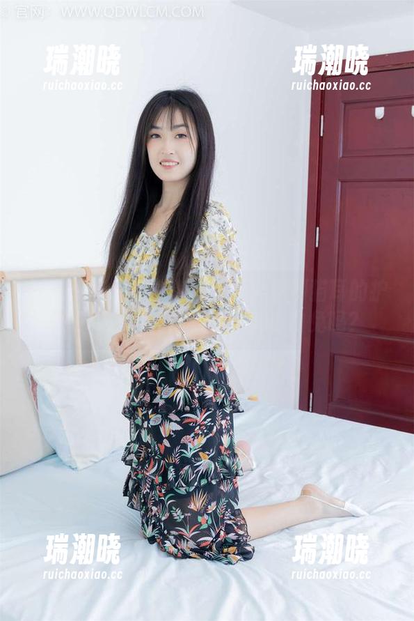 物恋传媒 - 高清壁纸展示：案例猫耳的护士扮相，真的能秒杀一群小白兔吗？