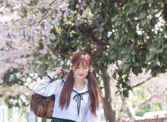 王羽杉的魔法直播：一波美图，一大片壁纸，赶紧搬回去吧