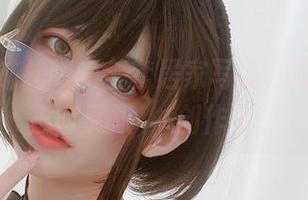 从未见过扎眼的全套居家写真，眼酱大魔王w又双叒叕创作了。