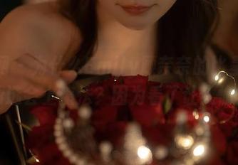秀人网 - 为什么Emily顾奈奈的比基尼美图精选会上魔法？因为看了让人愉快！
